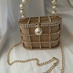 Elegant velvet rhinestones and pearls bucket bag